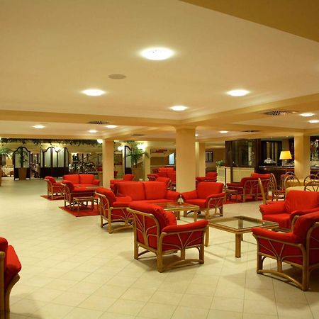 Dioscuri Bay Palace San Leone Interno foto