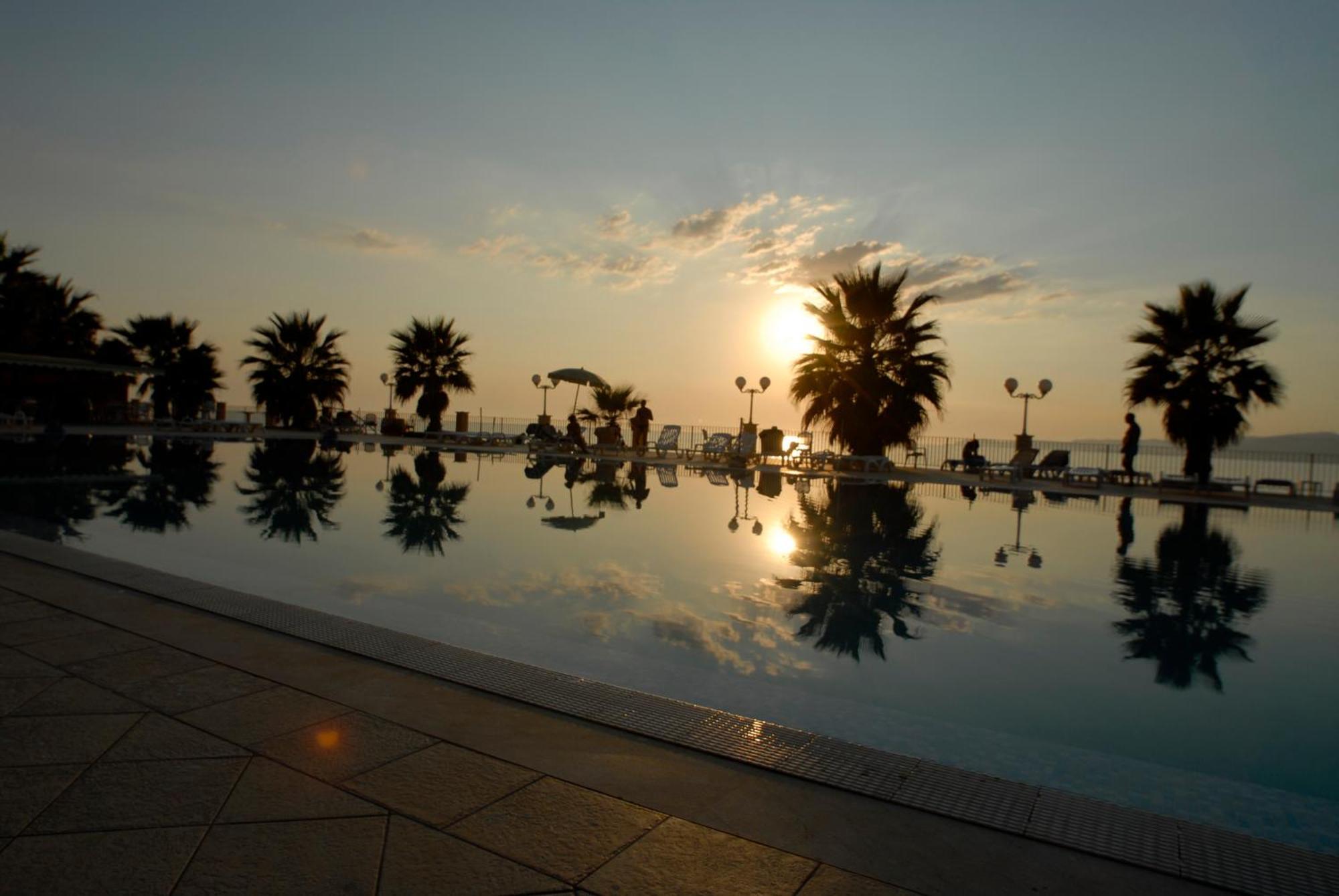 Dioscuri Bay Palace San Leone Esterno foto