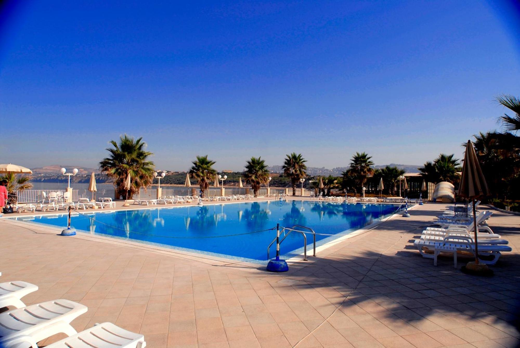 Dioscuri Bay Palace San Leone Esterno foto