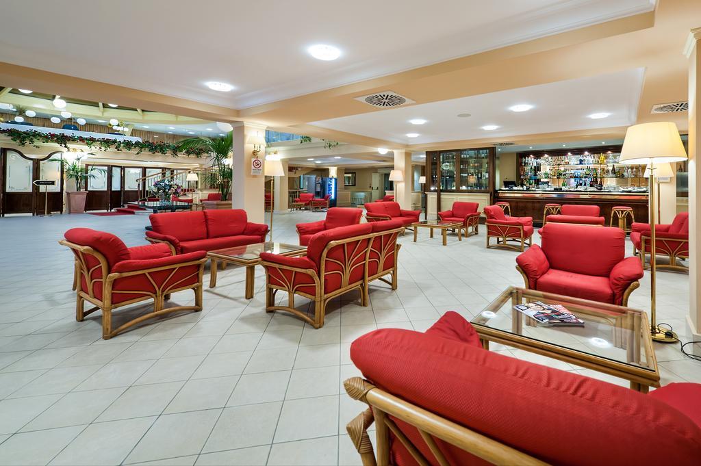 Dioscuri Bay Palace San Leone Esterno foto